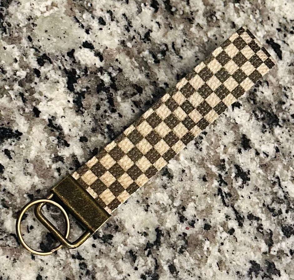 Brown Checkered Wristlet
