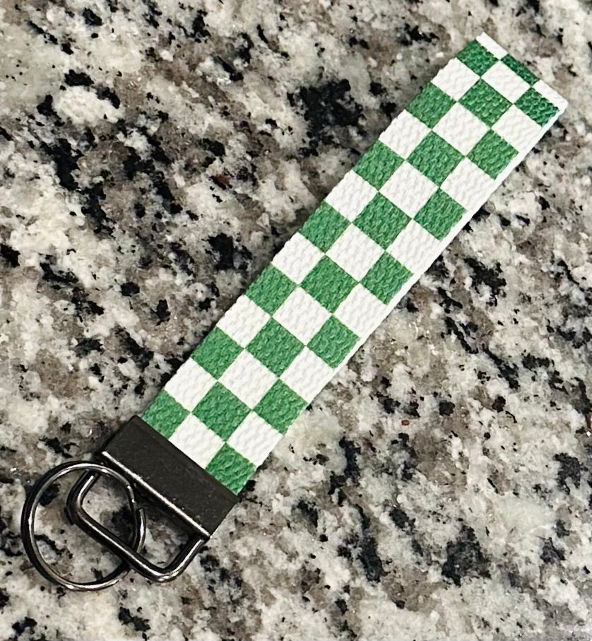 Green Checkered Wristlet